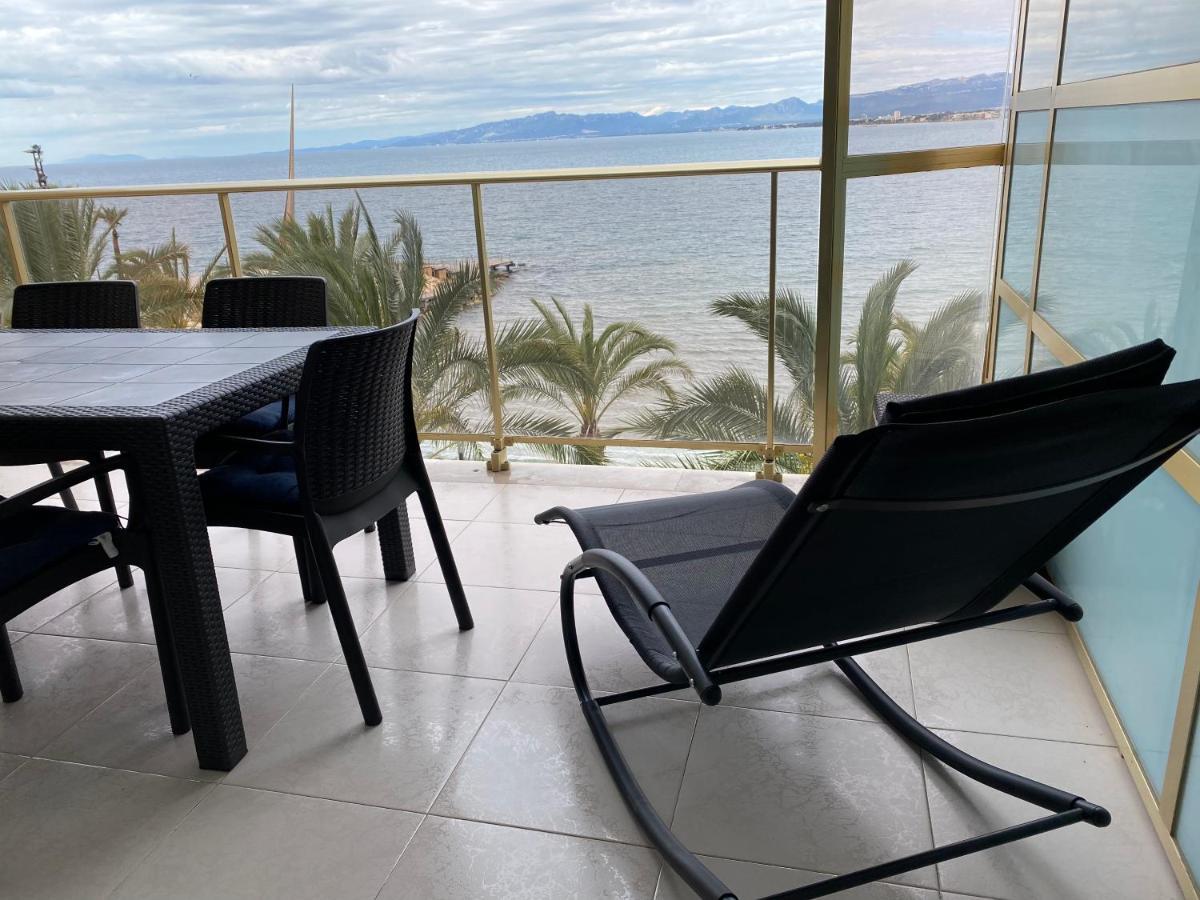 Apartamento Vista Mar ซาลอว์ ภายนอก รูปภาพ